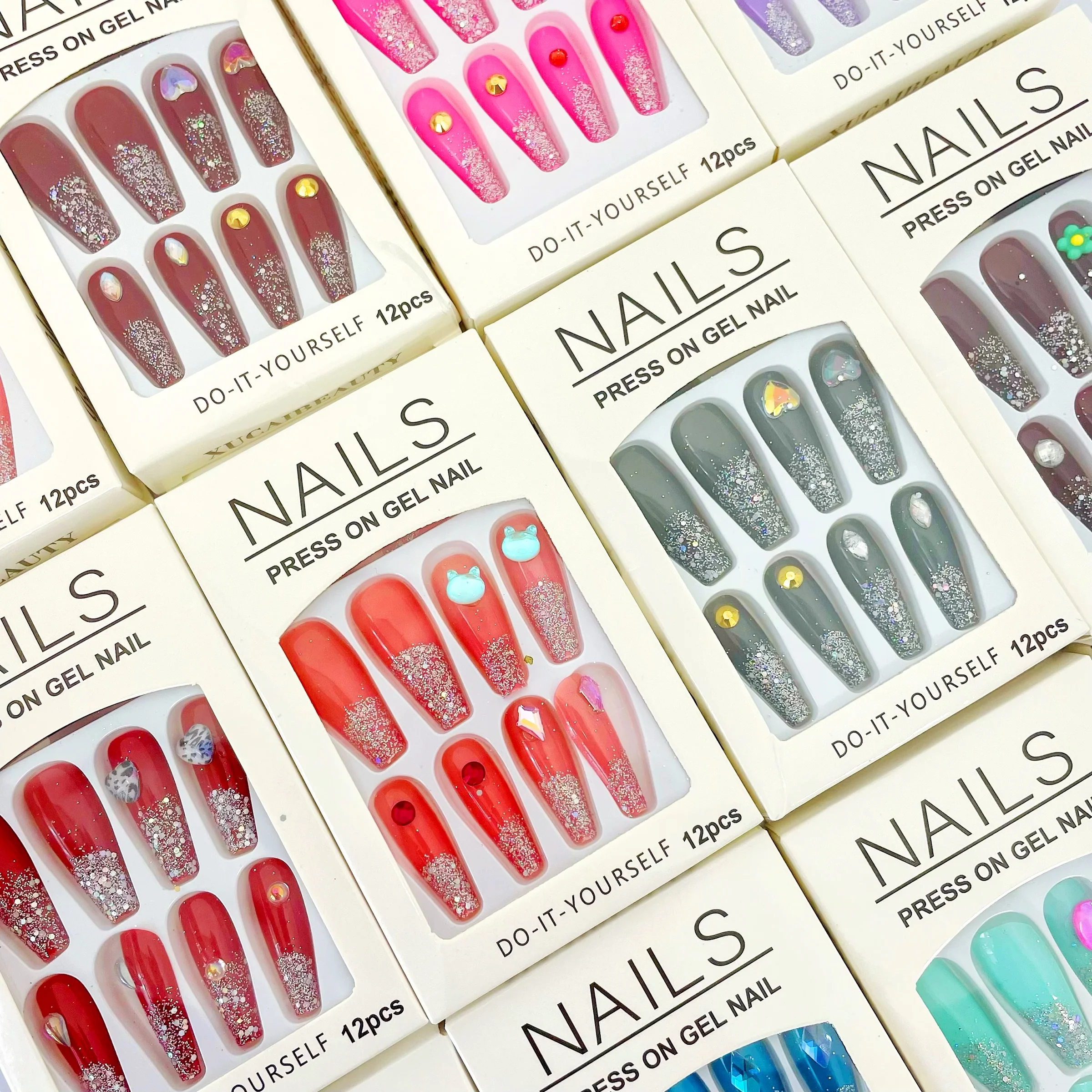 NAILS UÑA POSTIZAS