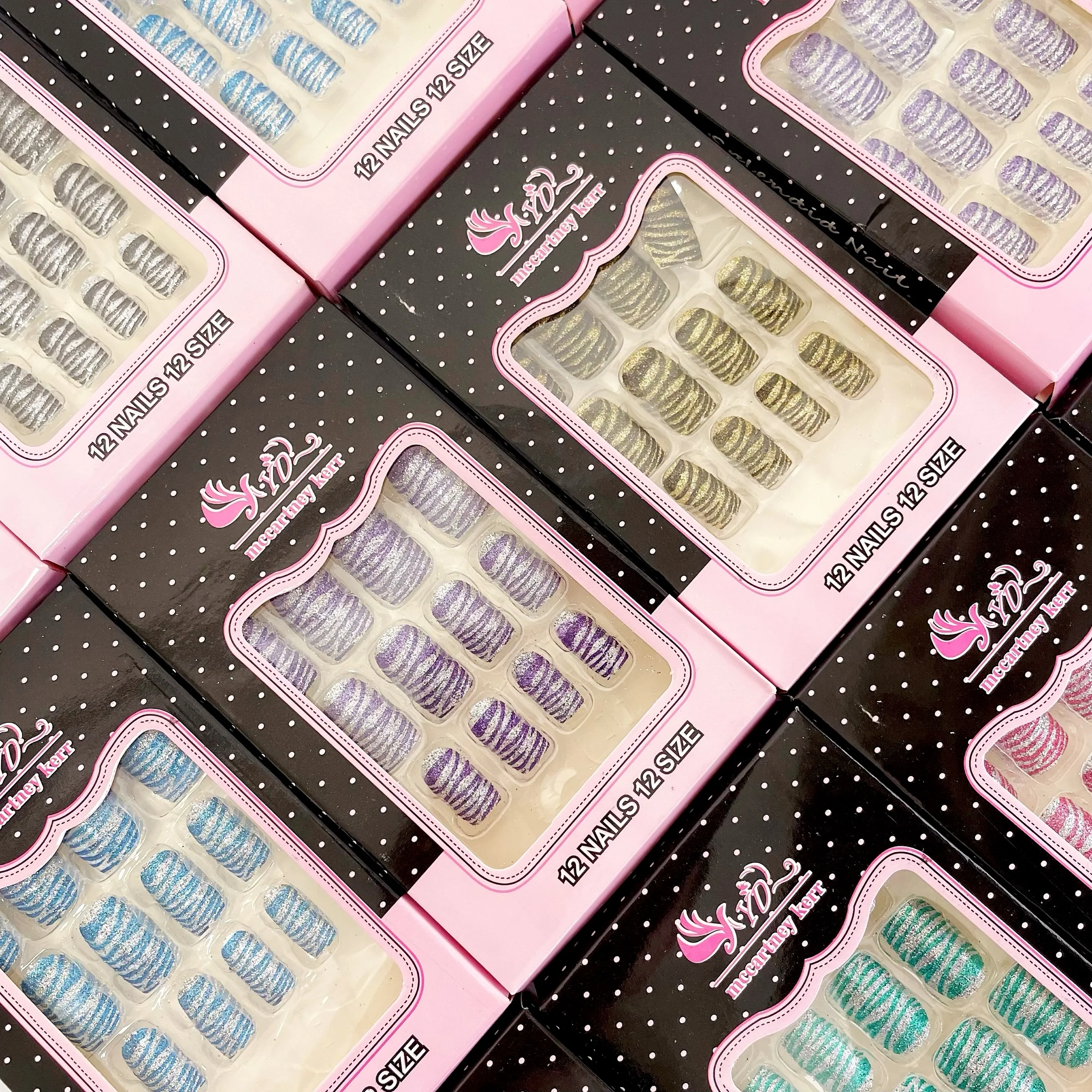 UÑAS POSTIZAS C/ PEGAMENTO RAYADO YD COD.